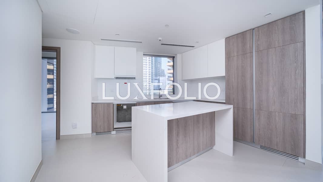 Corner Unit | Full Marina View | Available Now