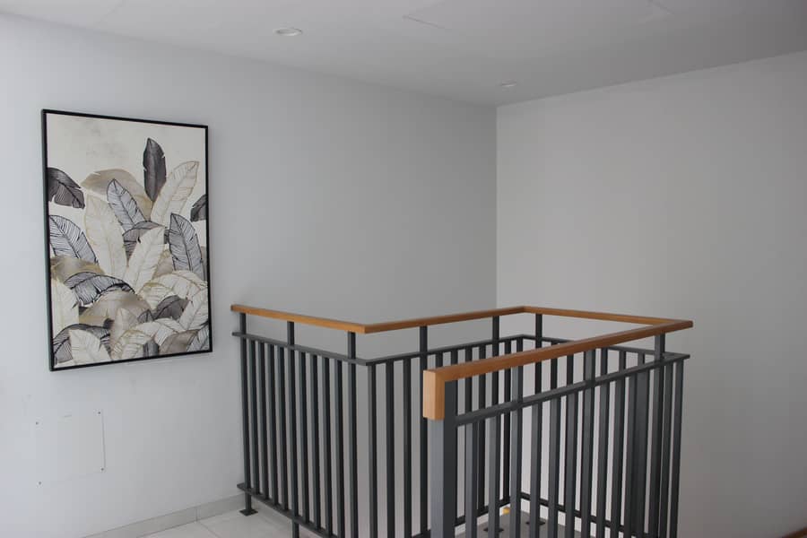 VACANT | CORNER UNIT | UPGRADED - Image 23