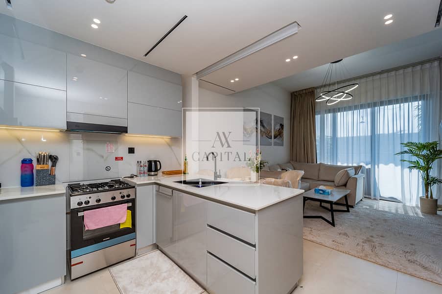 Modern Furniture | Vacant in Jan | High floor