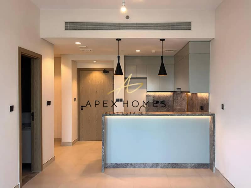 Vacant | Mid Floor | Brand new