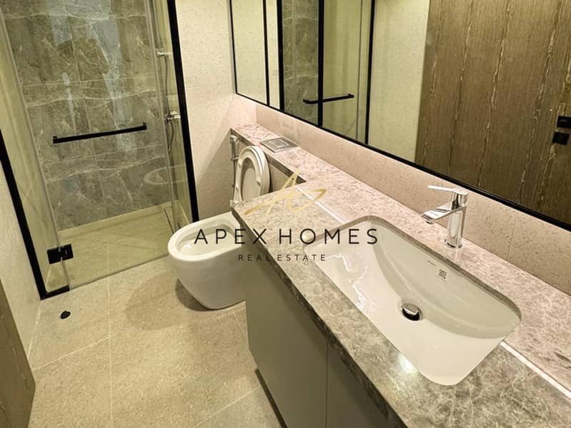 Vacant | Mid Floor | Brand new - Image 9