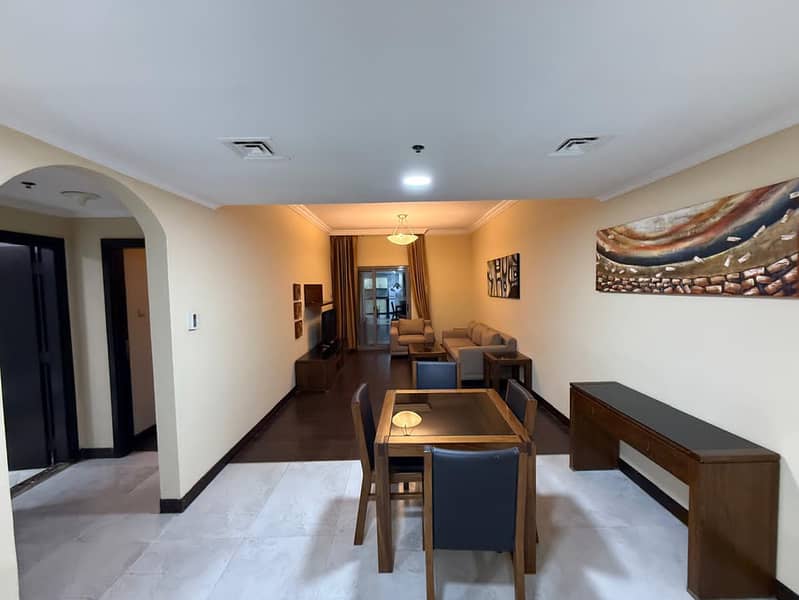 1BHK SPACIOUS FULLY FURNISHED APT CHILLER FREE (GYM POOL PARKING MAINTENANCE FREE)FOR FAMILY PRIME LOCATION