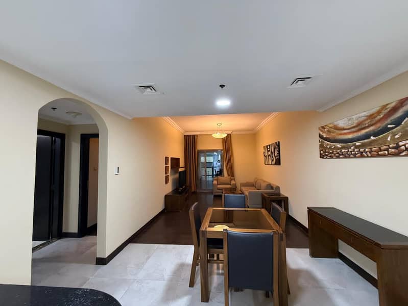 1BHK SPACIOUS FULLY FURNISHED APT CHILLER FREE (GYM POOL PARKING MAINTENANCE FREE)FOR FAMILY PRIME LOCATION