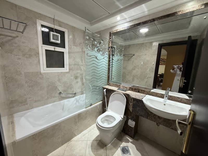 1BHK SPACIOUS FULLY FURNISHED APT CHILLER FREE (GYM POOL PARKING MAINTENANCE FREE)FOR FAMILY PRIME LOCATION - Image 7