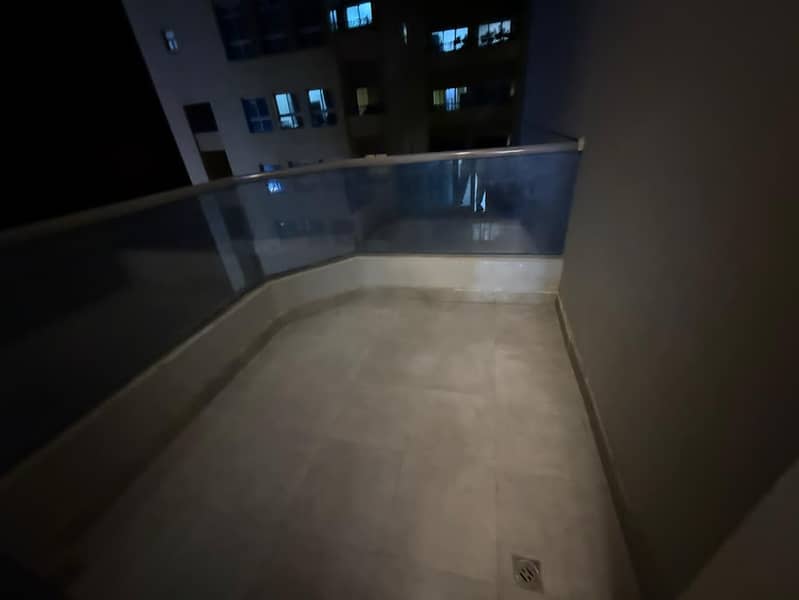 1BHK SPACIOUS FULLY FURNISHED APT CHILLER FREE (GYM POOL PARKING MAINTENANCE FREE)FOR FAMILY PRIME LOCATION - Image 8