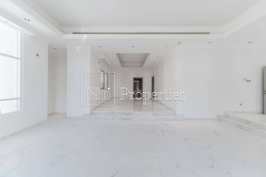 Beautiful and renovated Villa For Rent | Vacant