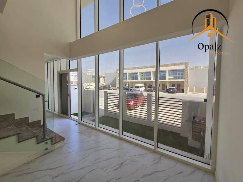 Perfect Family Living in Rukan | Garden + Natural Light + Great Community!