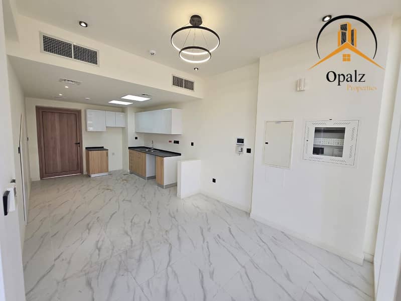 Perfect Family Living in Rukan | Garden + Natural Light + Great Community! - Image 8