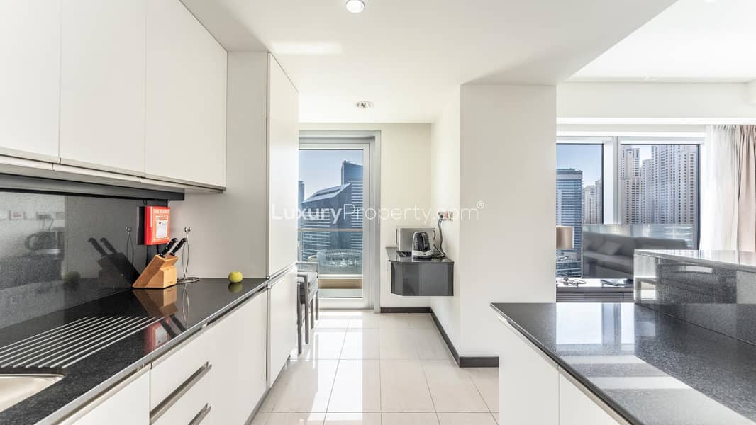 Exclusive | Corner Unit | Full Marina View - Image 9