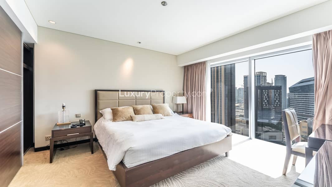 Exclusive | Corner Unit | Full Marina View - Image 12