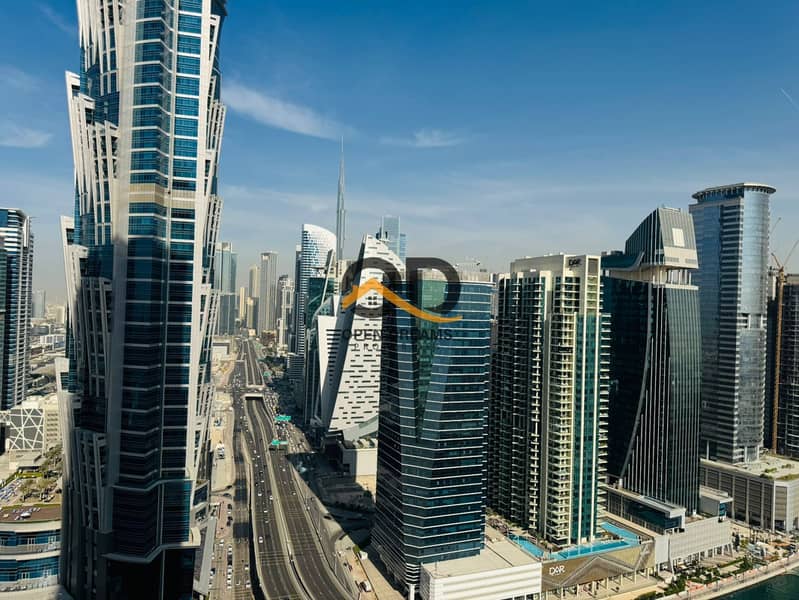 Ultra-Spacious Unit | Full Canal & Burj Khalifa View | 4 Cheques - Image 11