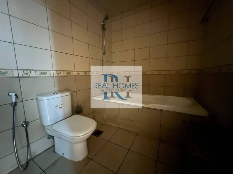 Spacious 1BHK | Pool View | Multiple Cheques - Image 10