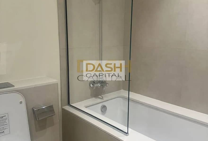 Spacious 3-BR | Prime Location | Family Community - Image 8