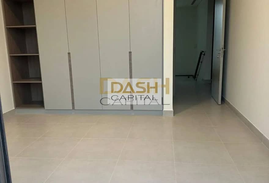 Spacious 3-BR | Prime Location | Family Community - Image 14