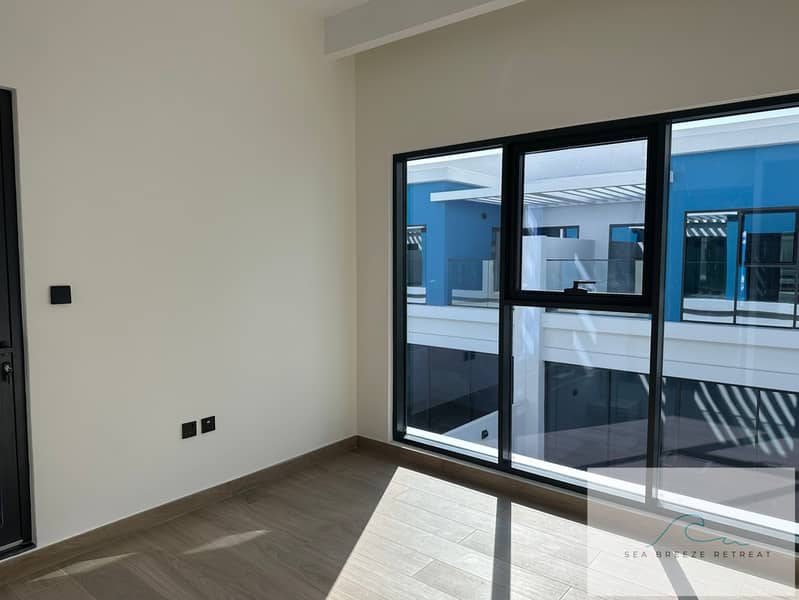 Ready to Move In | Prime Location | Exclusive Community - Image 6