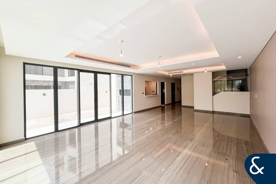 Brand New 6 bed | G+2 Townhouse | Vacant |