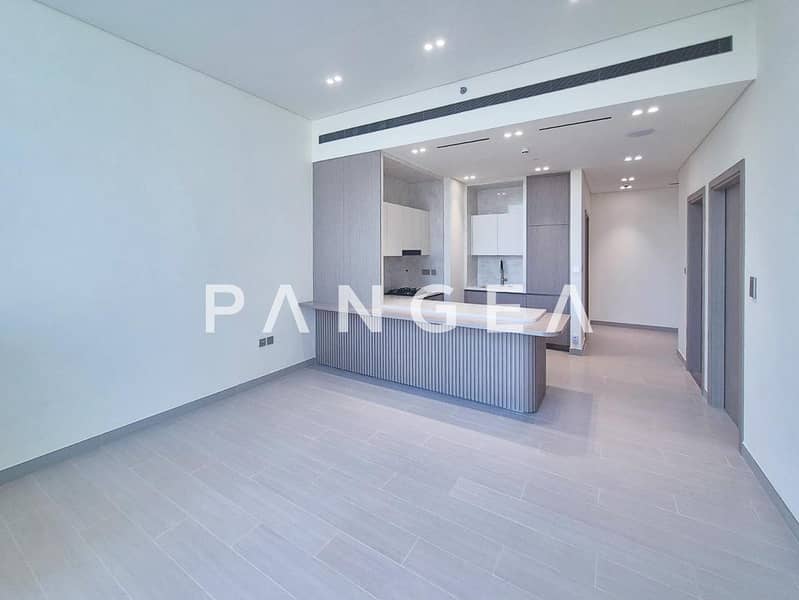 Smart Home | Private Pool | Park View