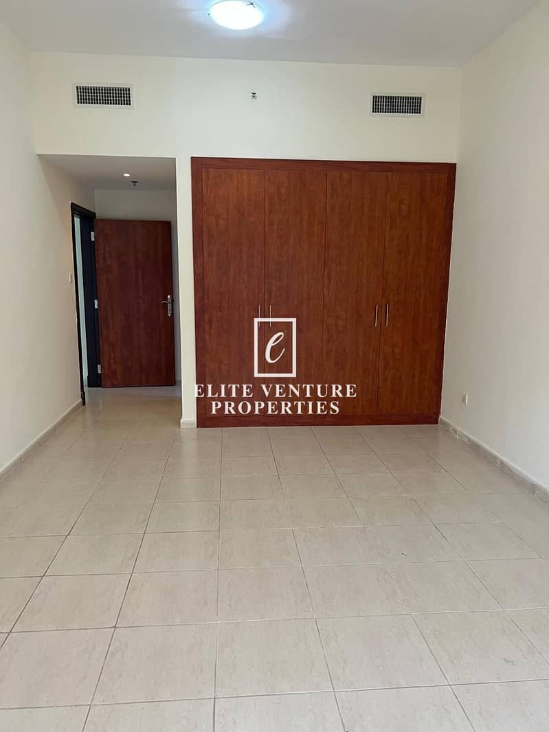 VACANT | SPACIOUS | 1 BEDROOM | PRIME LOCATION - Image 7