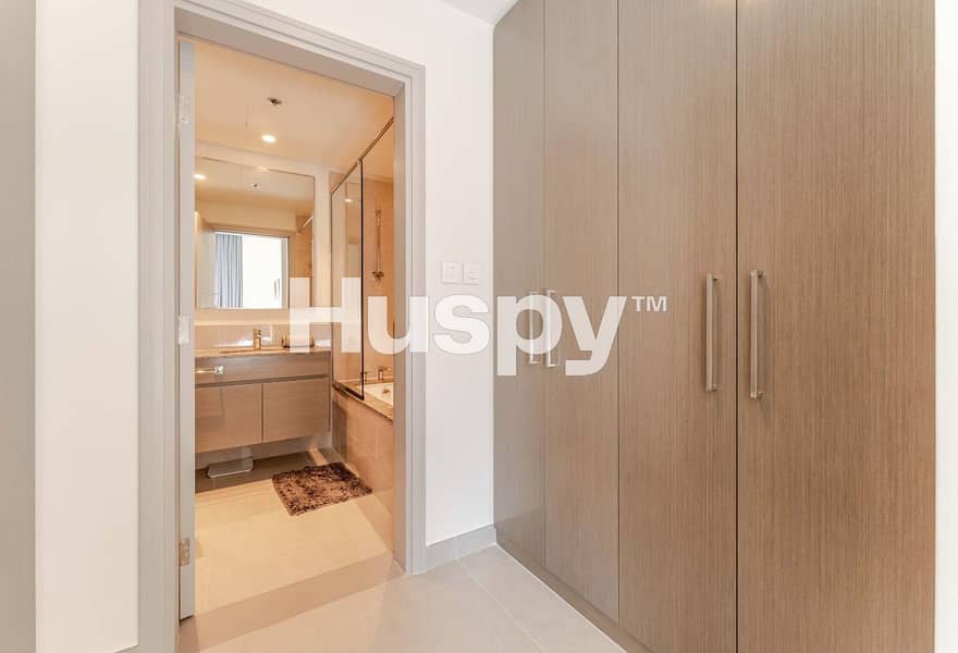 Vacant on Transfer | Corner Unit | Furnished - Image 7