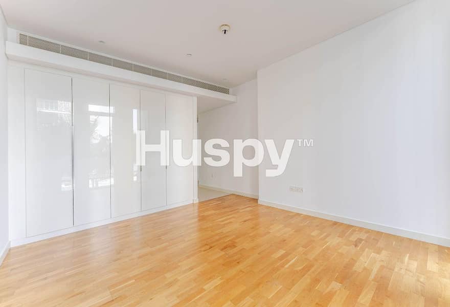 Large Layout | Sea View | Vacant - Image 10