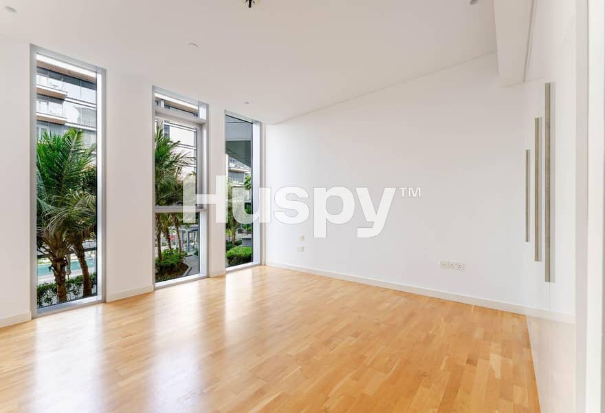 Large Layout | Sea View | Vacant - Image 11