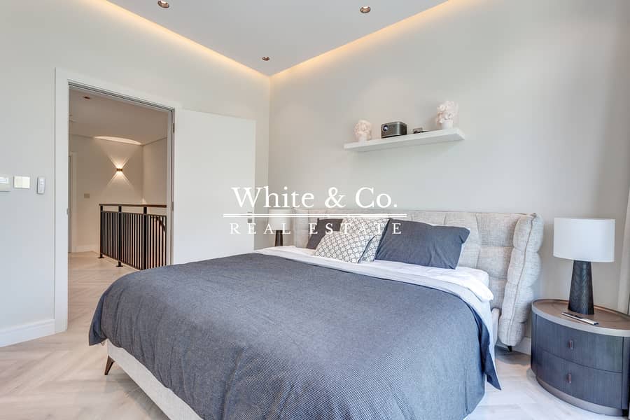 Luxury Upgraded | Park Facing | Unique - Image 10