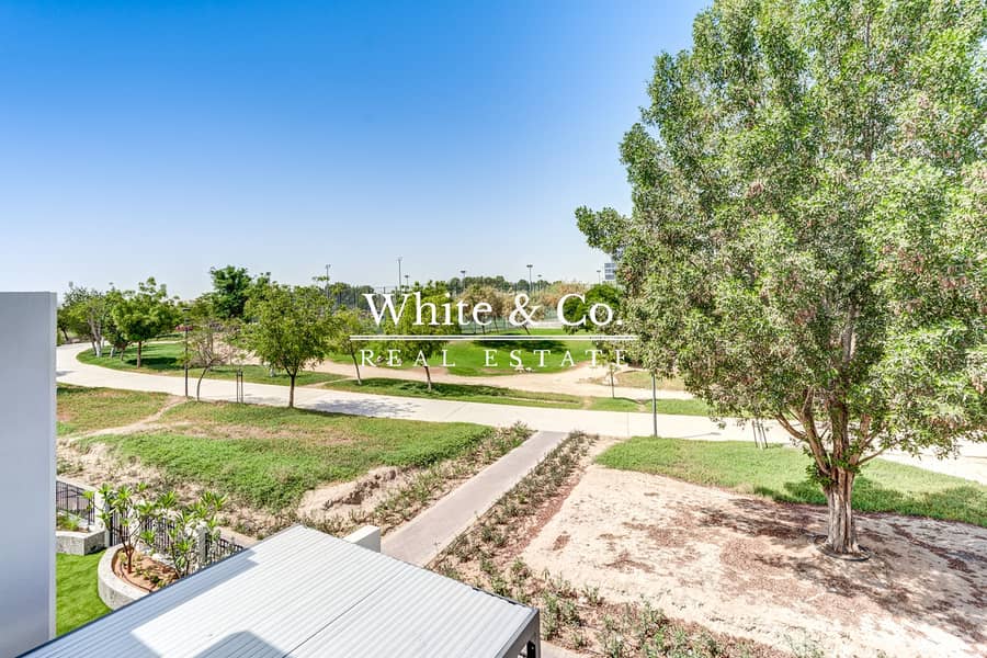 Luxury Upgraded | Park Facing | Unique - Image 23