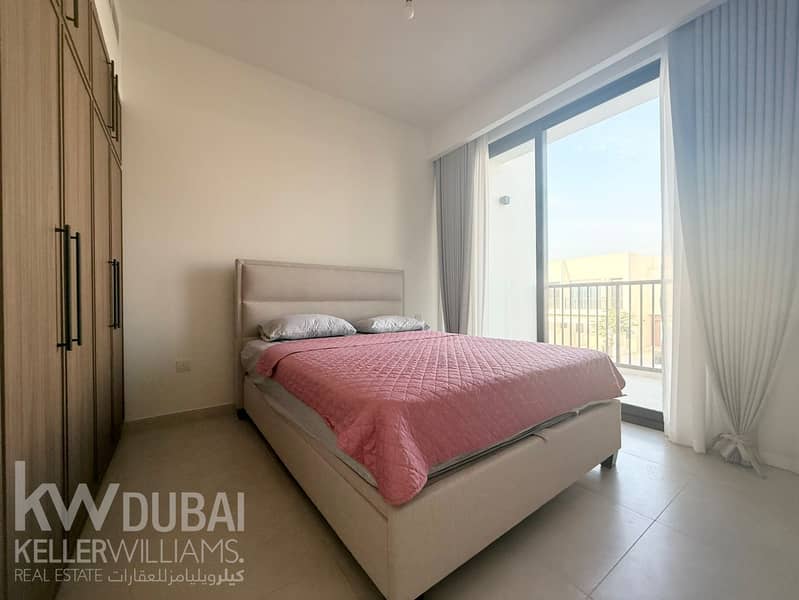 T Junction | Corner Unit | Furnished | Vacant