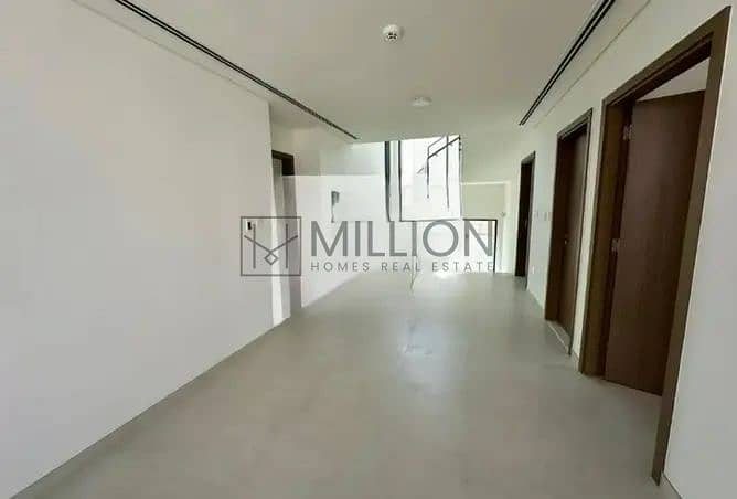 Premium Family Villa 4BR with Maid Room for Rent - Image 6