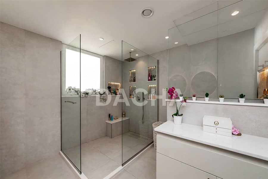 Renovated G-Type Penthouse | Stunning Sea Views - Image 32