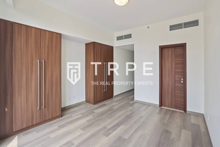 Burj View | Luxury 3BHK | Vacant - Image 9