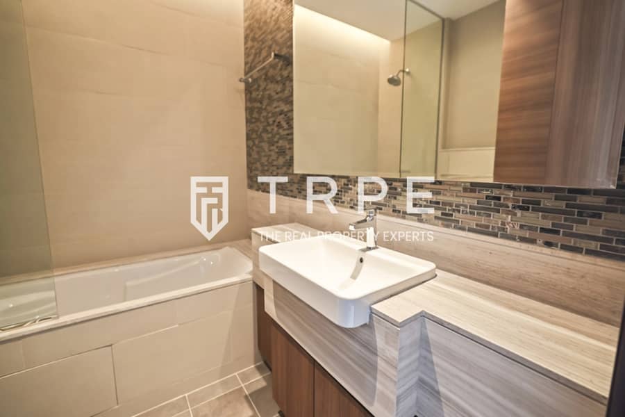 Burj View | Luxury 3BHK | Vacant - Image 13