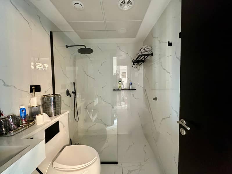 VACANT | UPGRADED 3BED + MAIDS SEMI FURNISHED JLT - Image 12