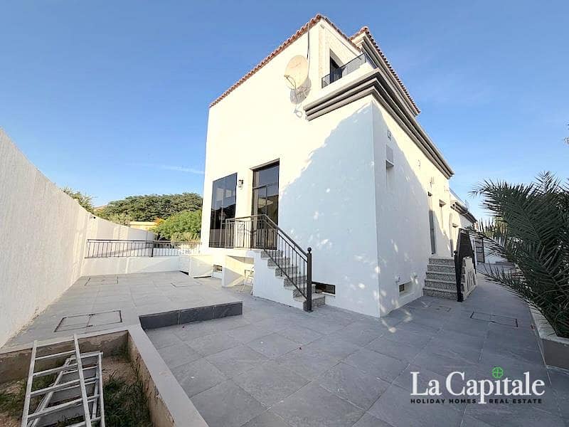 Upgraded Villa | Ready to move | Corner Unit