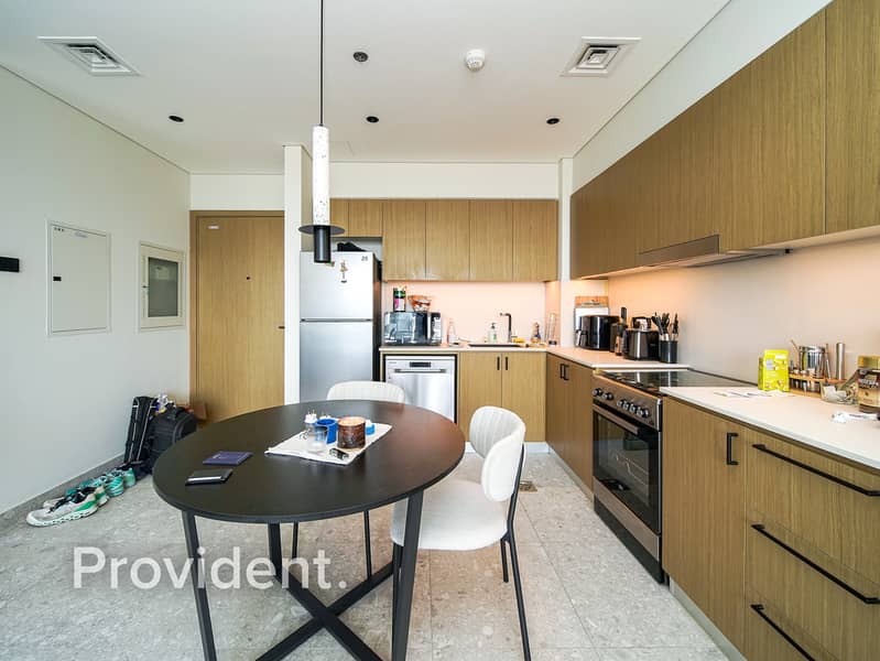 Investor Opportunity | Spacious | Prime Location - Image 6