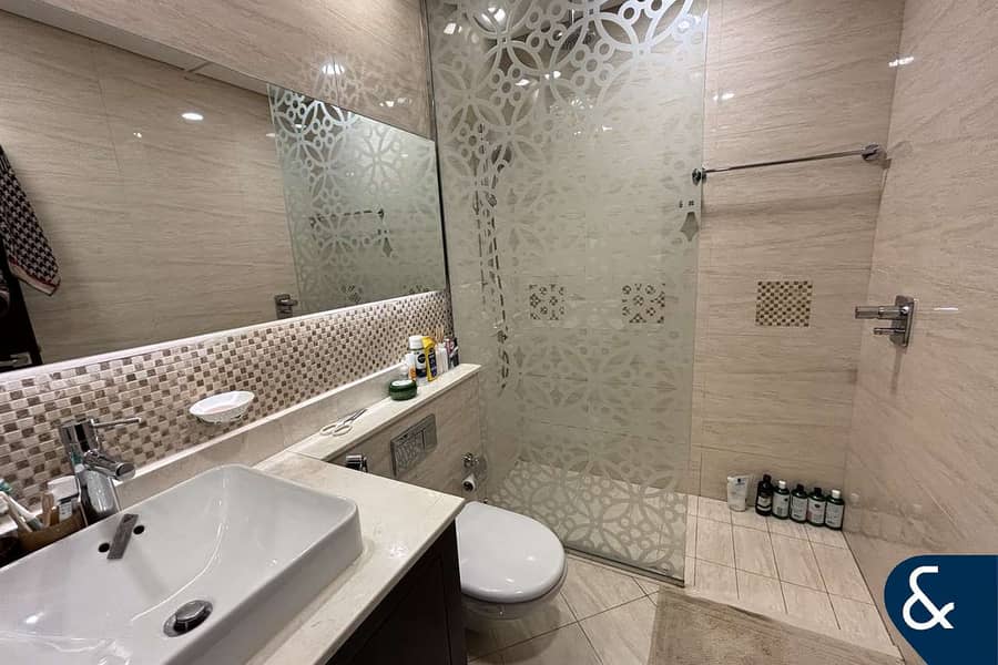 Fully Furnished | 2 Bed + Maid | Dubai Mall - Image 8