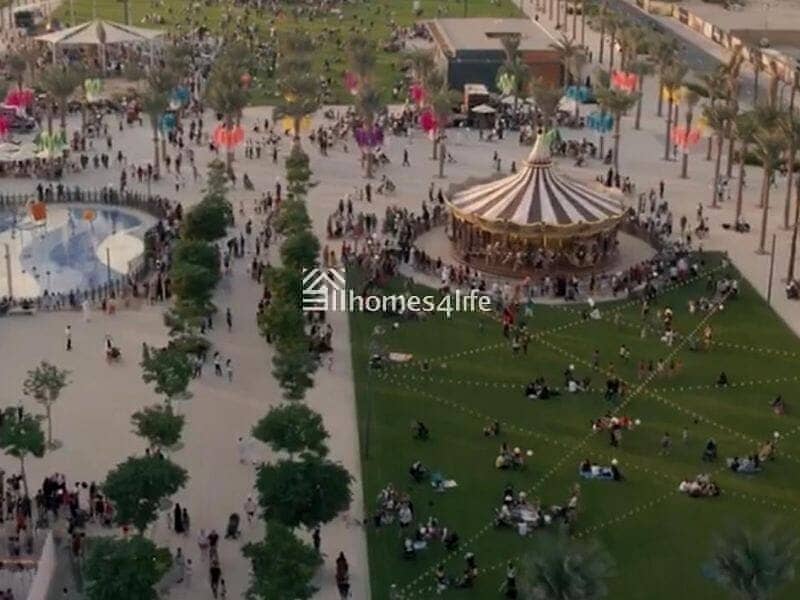 Distress Deal /Town Square / High ROI - Image 9