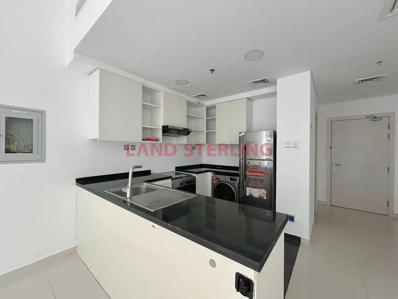 Spacious Layout I Tenanted 1BR I Community View - Image 9