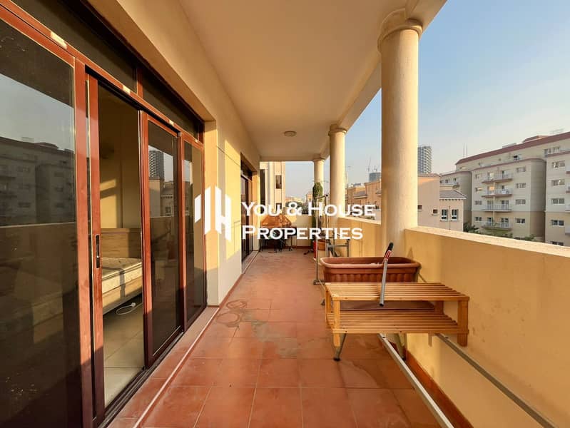 Bright & Spacious 2-Bed | Elegant Touch | Comfortable Living - Image 11