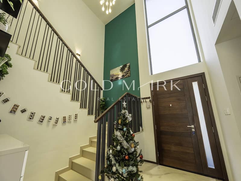 Vacant on Transfer | Private Pool | View Today - Image 6