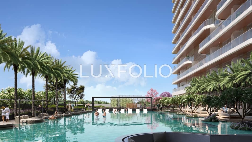 High Floor | Pool View | Large Layout - Image 11