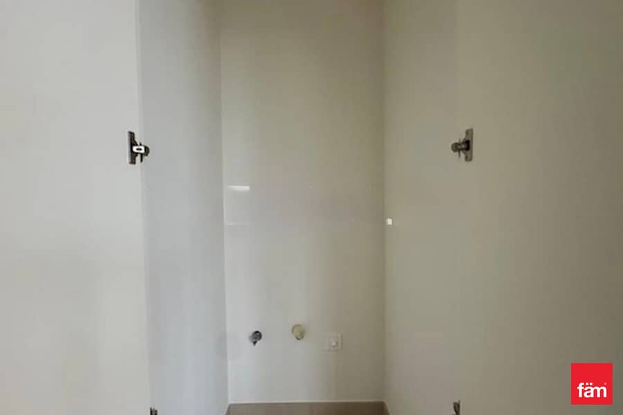 Brand New | Spacious |Ready To Move| Lagoon Access