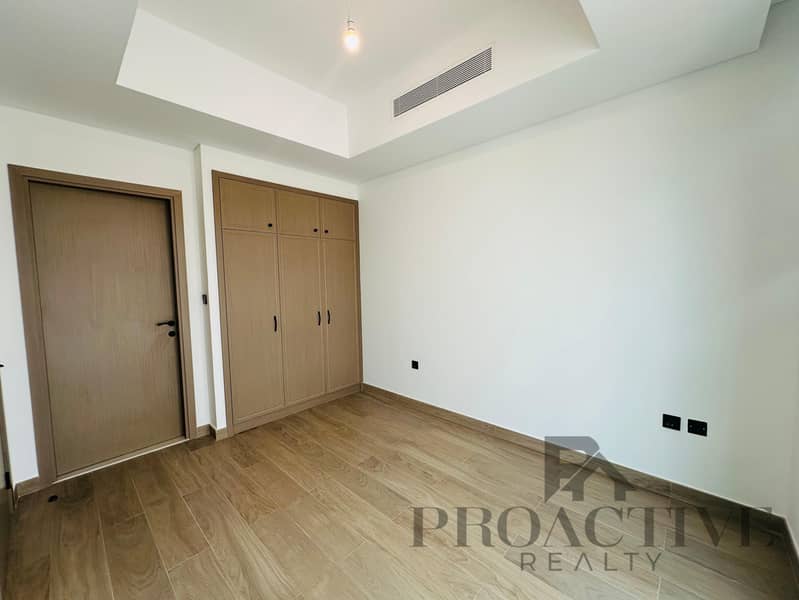 Family Villa | Ready to Move | End-Unit |Brand New - Image 10