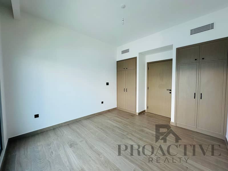 Family Villa | Ready to Move | End-Unit |Brand New - Image 19