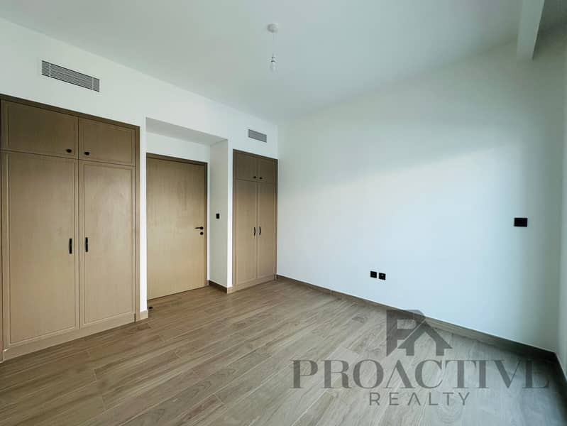 Family Villa | Ready to Move | End-Unit |Brand New - Image 23