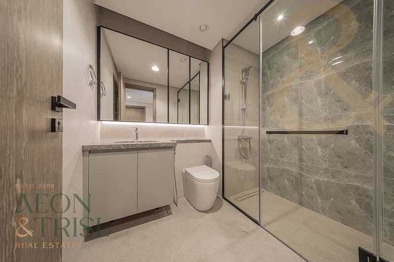 Golf Gate | Contemporary 2-Bedroom | DAMAC Hills - Image 12