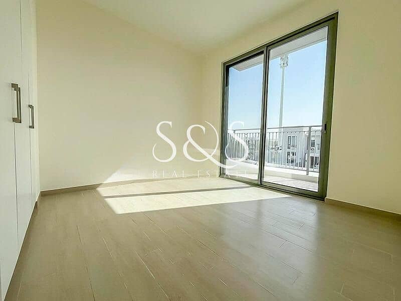 Single Row Villa | Large Plot | Private Garden