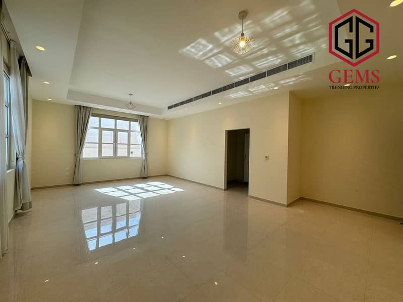 HUGE AREA | SERVANT BLOCK | ELEVATOR | GARDEN - Image 10