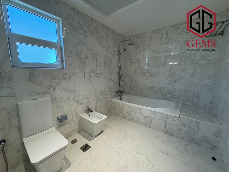 HUGE AREA | SERVANT BLOCK | ELEVATOR | GARDEN - Image 17