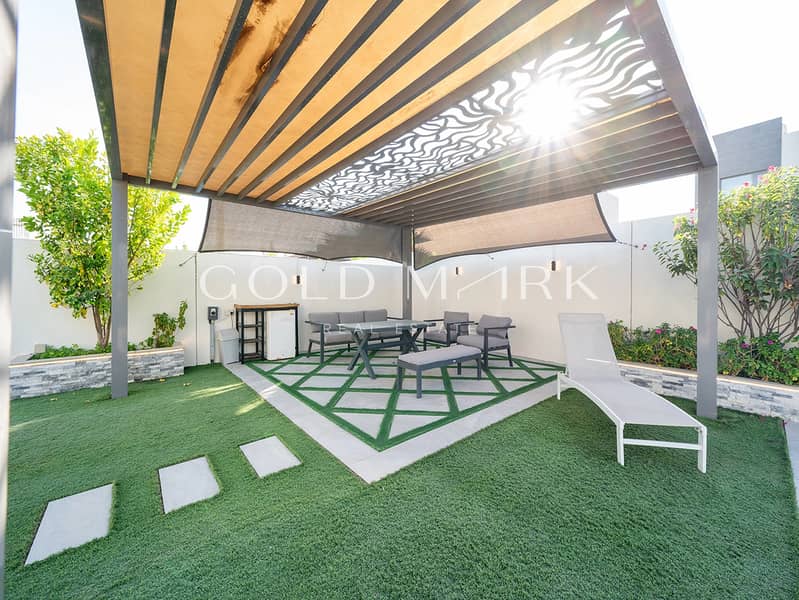 Vacant on Transfer | Private Pool | View Today - Image 15